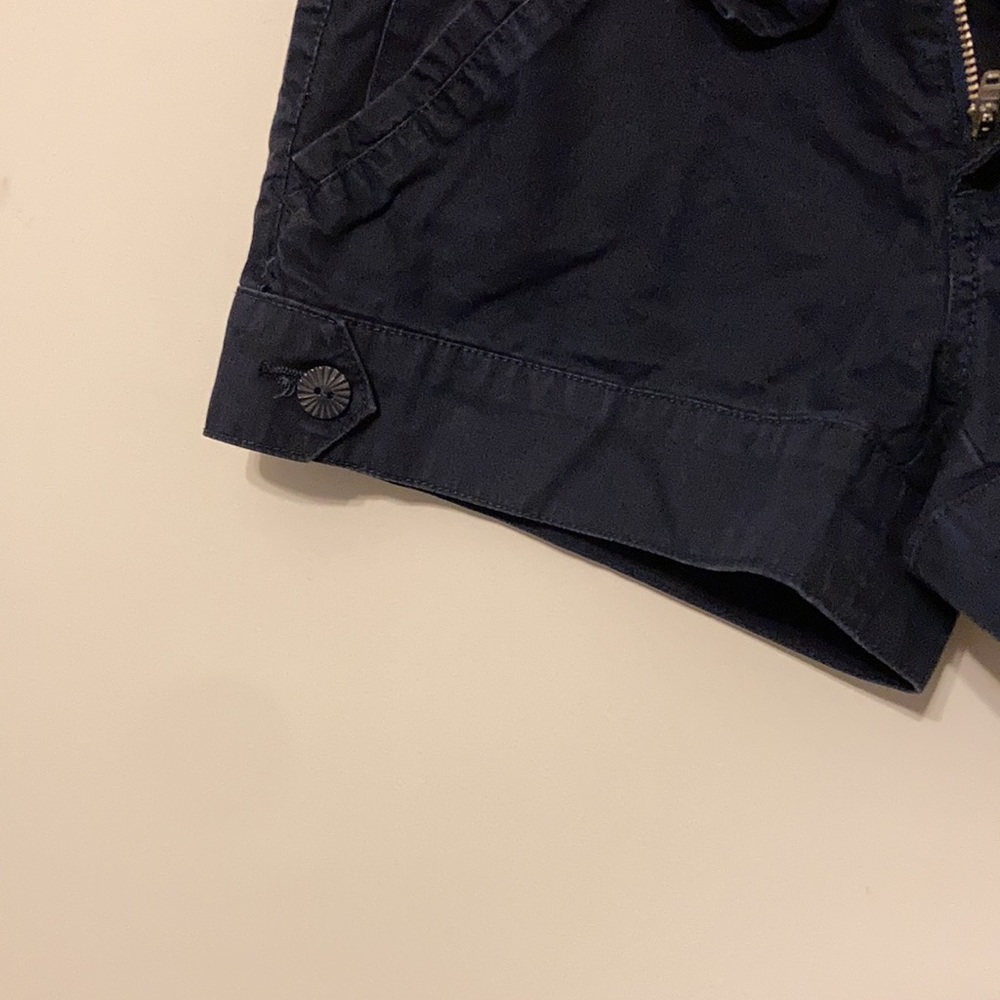 Shorts - Picture 4 of 5
